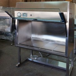 Laminar flow cabinet with vertical air flow (Class I Biological Safety Cabinet )